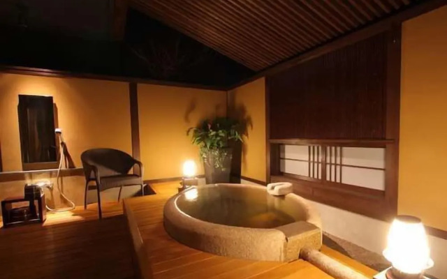 Urban Villa Konaya Hotel
