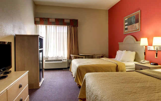Quality Inn &  Suites Hattiesburg North