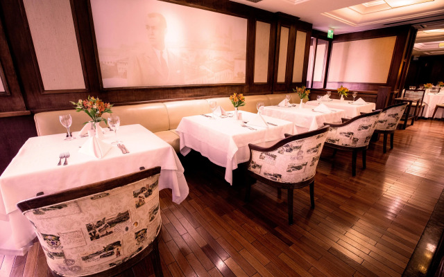 Kubitschek Plaza Hotel