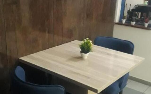 OD-V!CK's LUXE, WUSE DISTRICT, Swimming pool, gym,WiFi,24hr Power, Tight Security