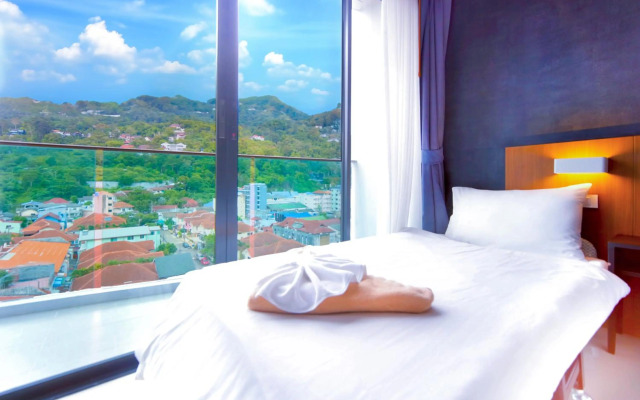 Phoenix Grand Hotel