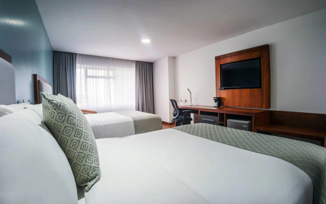 TRYP by Wyndham Guayaquil Airport