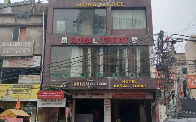 OYO 11547 Royal Treat