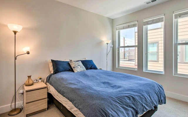 Rooftop Deck & City Views: Denver Abode!