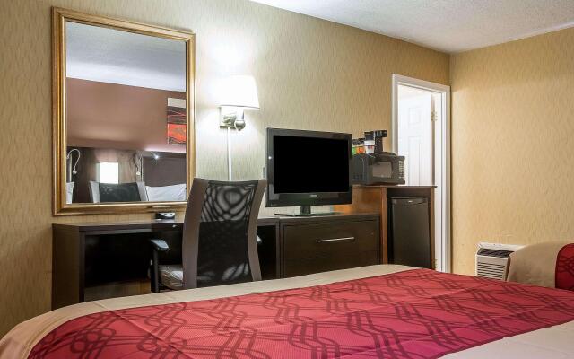 Econo Lodge Montpelier I-89