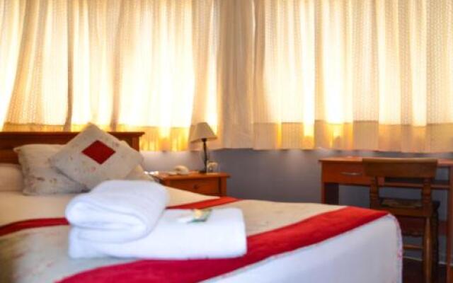 Hotel Dikran