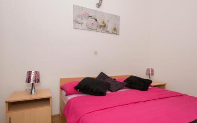 Apartment Matea & Mia