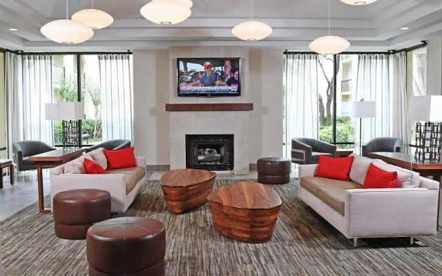 Holiday Inn Irving Las Colinas by IHG
