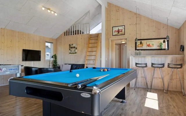 16 Person Holiday Home in Bogense