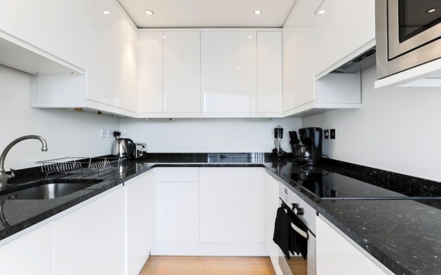 Monument by Excel Apartments