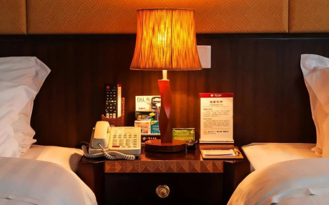 Chengdu Babao Grand Hotel