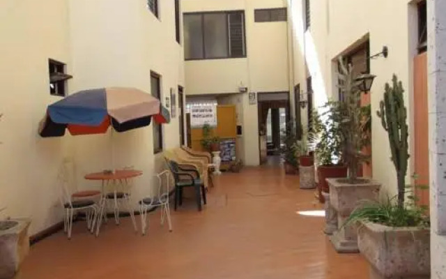 Hostal El Peral