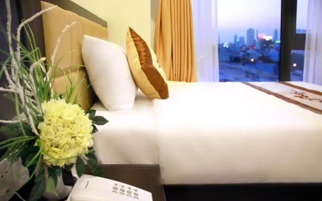 May Hotel