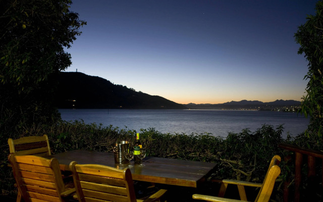 Under Milkwood Resort