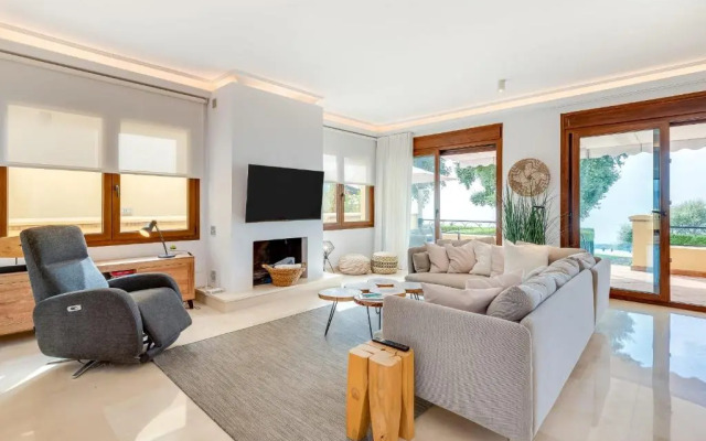 All About Casa Munich Elviria