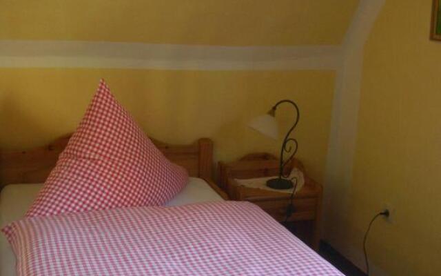 Hotel-Restaurant Burg-Ramstein