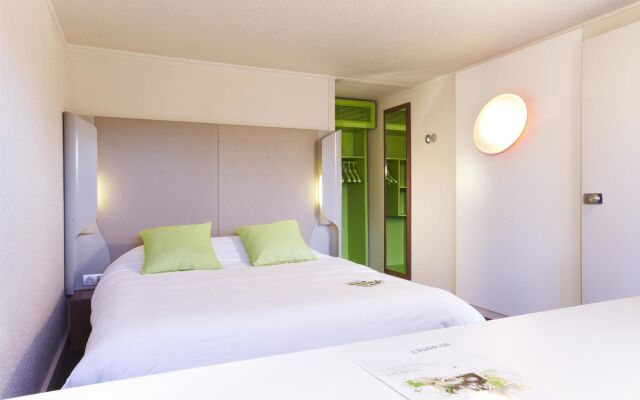 Greet Hotel Angouleme