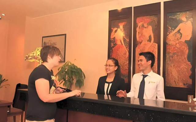 Artisan Boutique Hotel