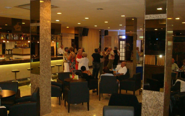 Hotel Univers