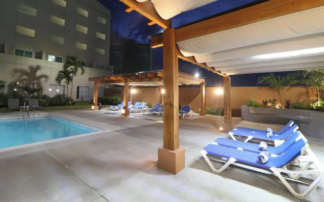 Holiday Inn Express Manzanillo
