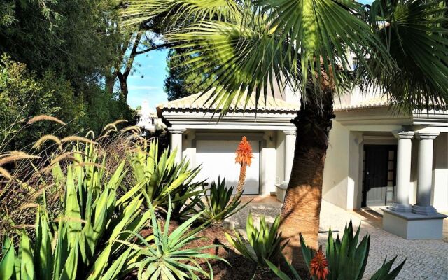 Charming Exceptional Villa in Algarve