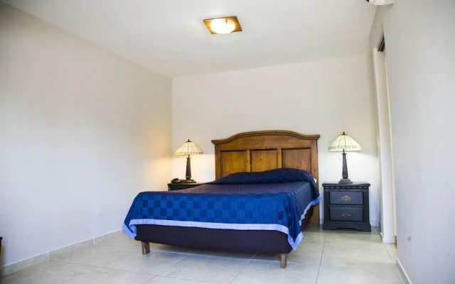 Hotel Cosmos Don Carlos