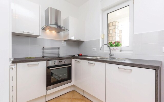 Nice Home in Crikvenica With Wifi and 3 Bedrooms