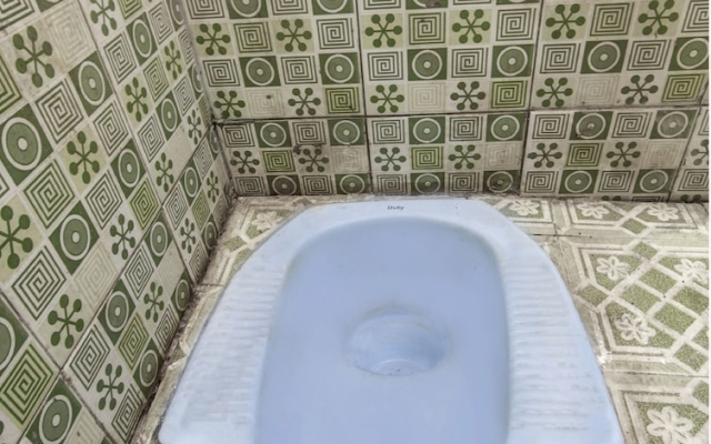 OYO Life 92846 Kost Putra Griya Eka