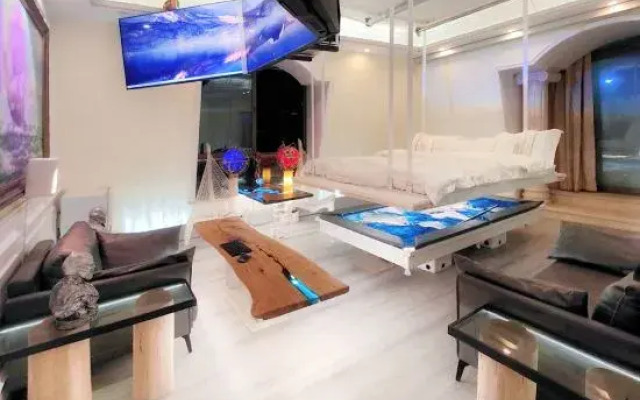 Mengmazhe Blue Hostel