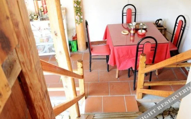 Yunshuiyao FuBao Hotel