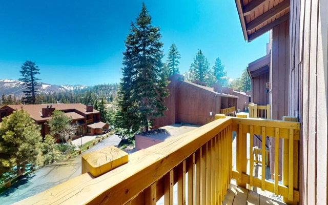 Mammoth Ski & Racquet Club #131
