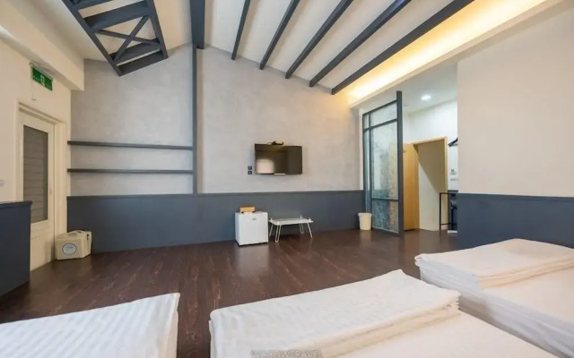 Yuanjyuge B&B
