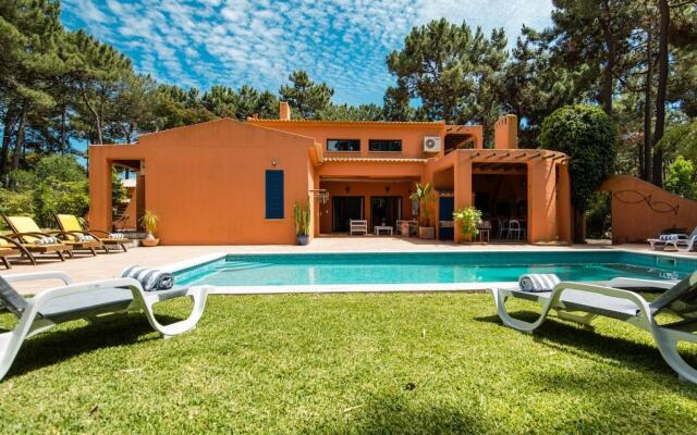 Villa Bambu (AL) in Herdade da Aroeira