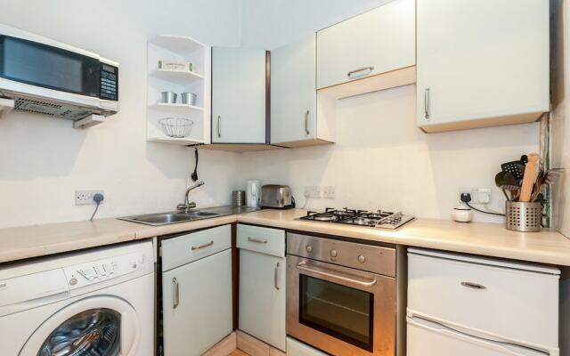 Edina Suites
