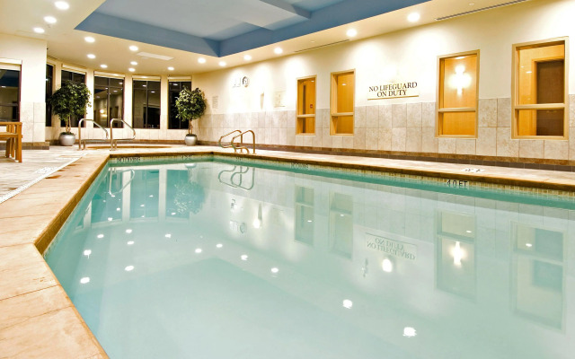 Holiday Inn Express Hotel & Suites Riverport Richmond by IHG