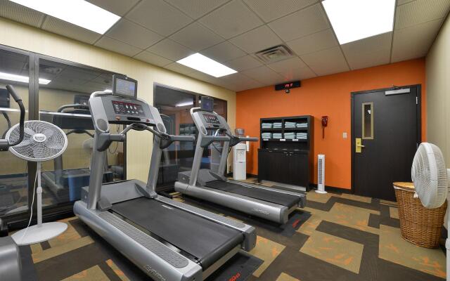 Courtyard By Marriott Bentonville