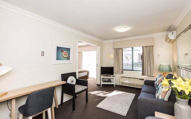 Subiaco Village 28