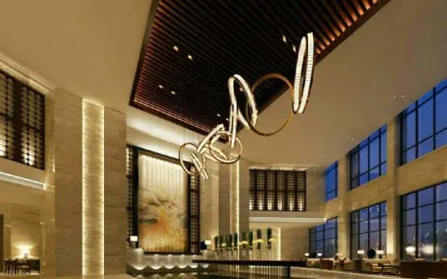 Tianyi International Hotel (Nandujiang Meilan Airport Branch)