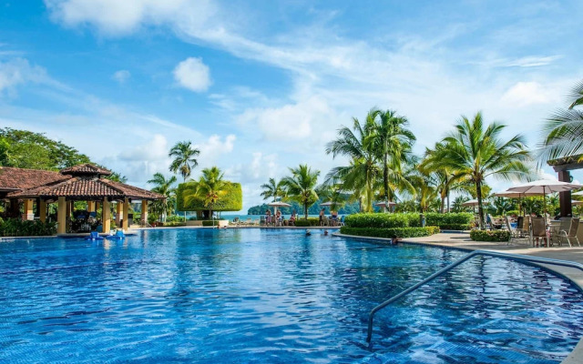 Altavista 5A 3 bdr 3 Bath Ocean View