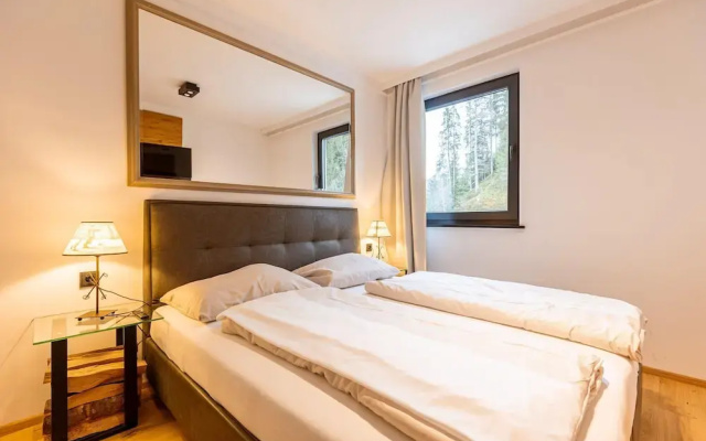 Nice Suite in Saalbach