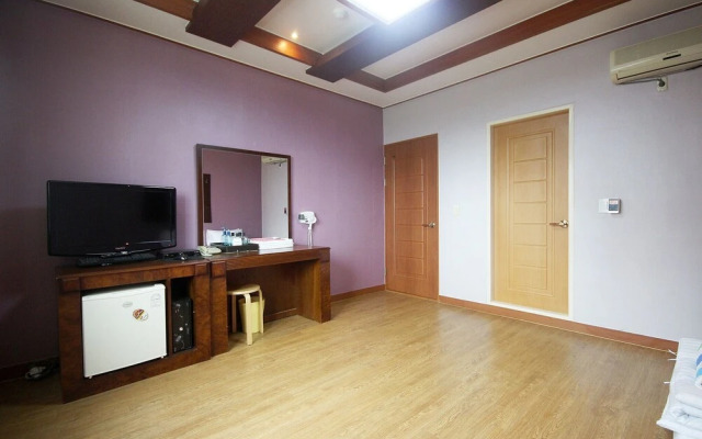 Mungyeong Arirang Hotel