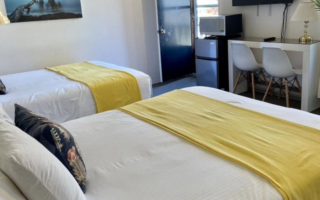 Paradise Inn On The Beach