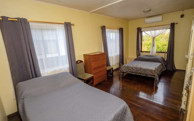 Stunning 3-bed House in Paramaribo Marie's Place