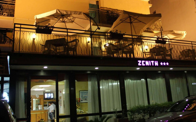 Hotel Zenith