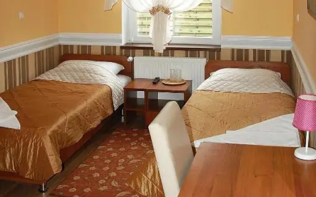 Hotel Restauracja Redos