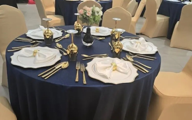 Oloirien Hotel & Resort