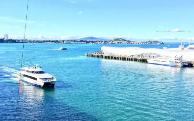 Princes Wharf - 1BR Comfortable Luxury