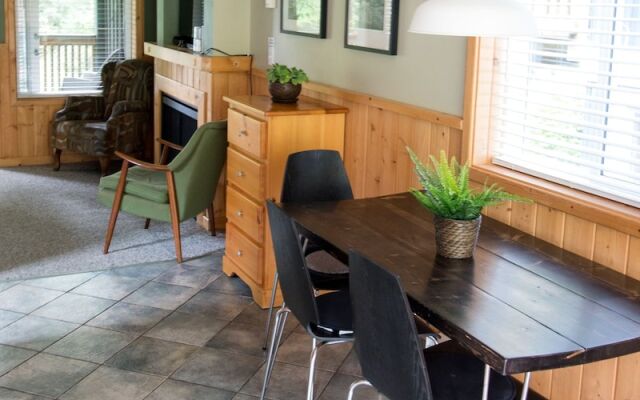 Reef Point Cottages
