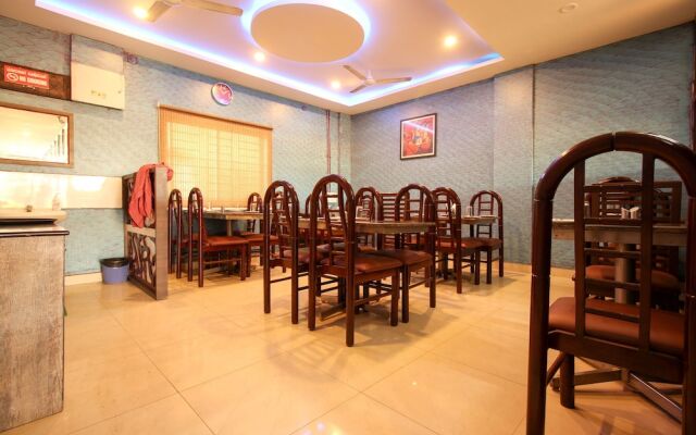 OYO 7529 Mayuri Residency