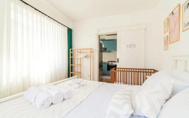 Bostanüstu Dere Sokağı